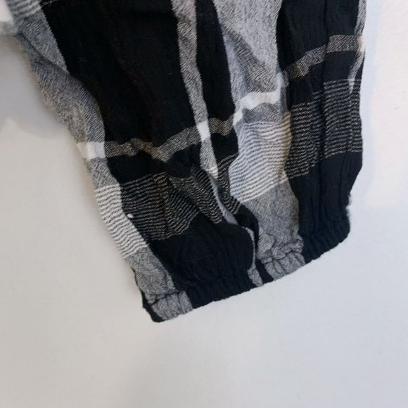 [SOLD] American Eagle Plaid Crop Top - Picture 6 of 7